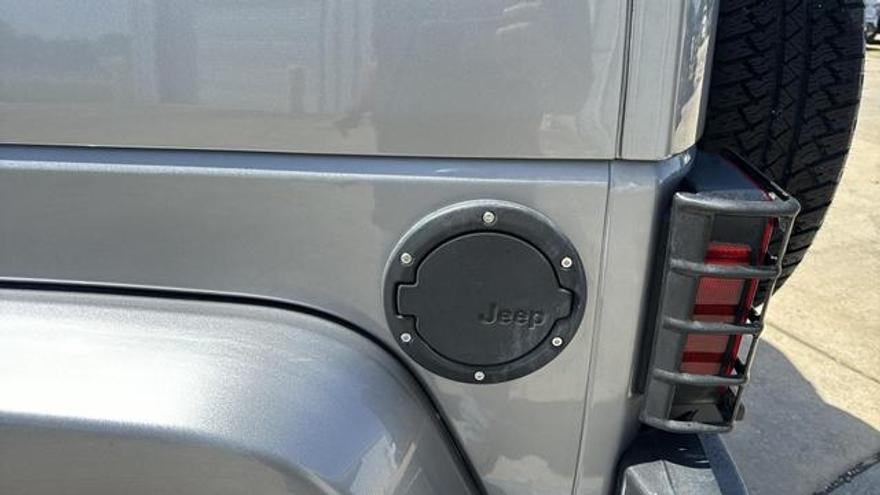 Jeep Wrangler 2014 price $20,595