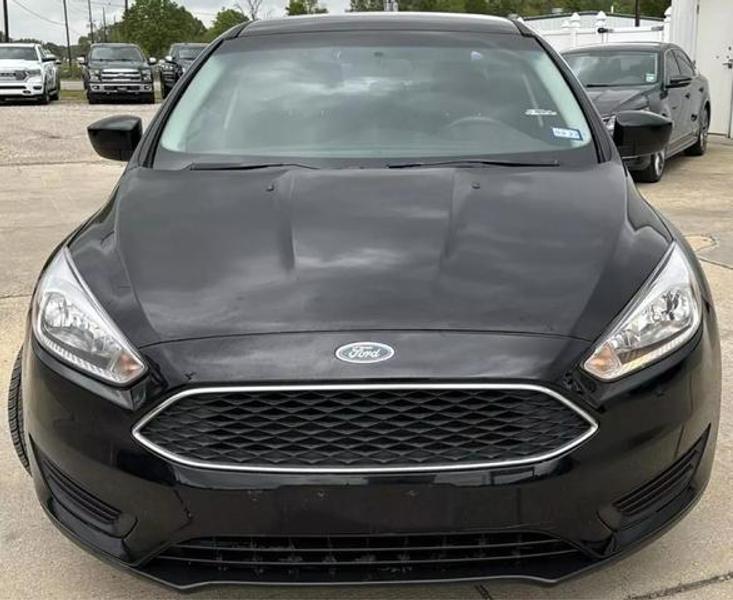 Ford Focus 2018 price $8,895