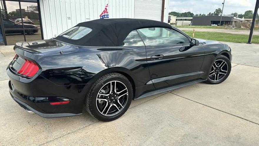 Ford Mustang 2018 price $16,495