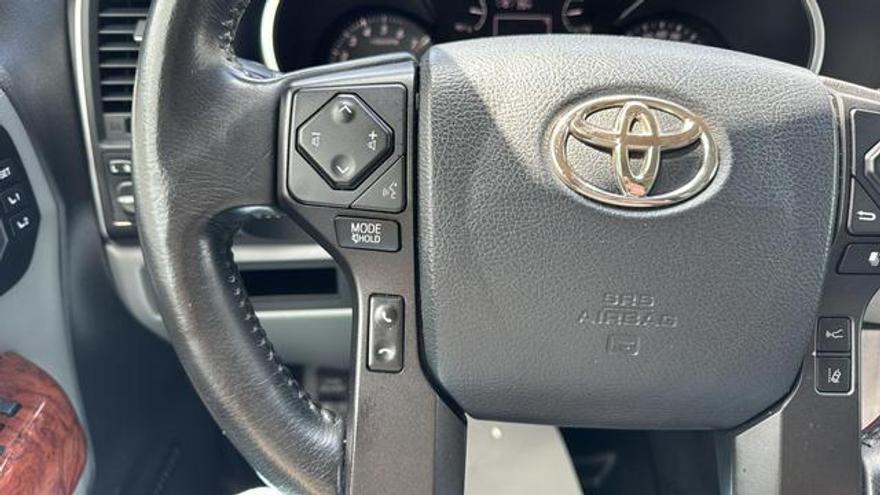 Toyota Sequoia 2018 price $40,990