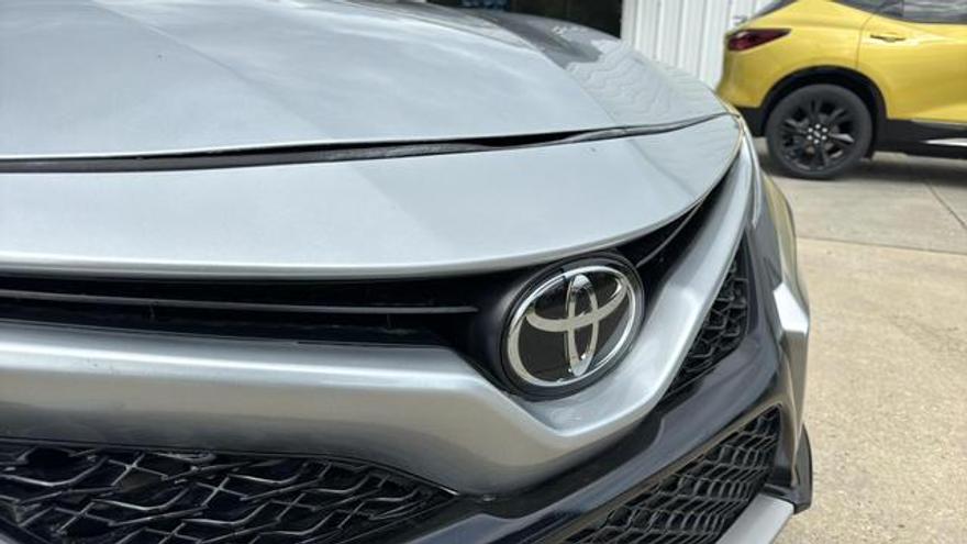 Toyota Camry 2020 price $22,990