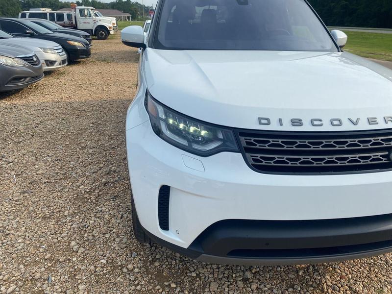 Land Rover Discovery 2019 price $46,500