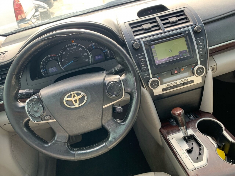 Toyota Camry 2012 price $8,995