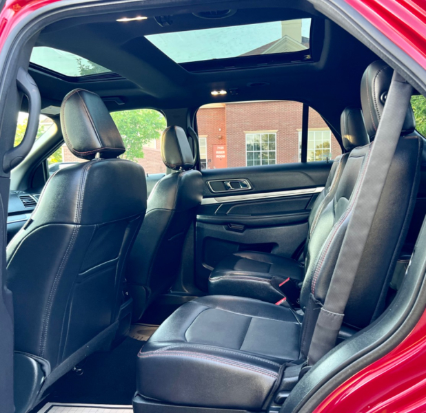 Ford Explorer 2019 price $25,995