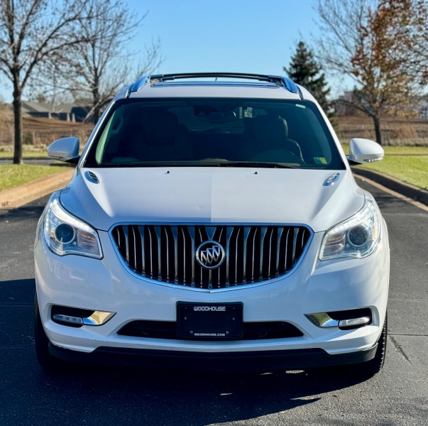 Buick Enclave 2016 price $15,995