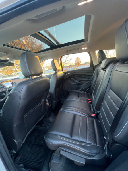 Ford Escape 2019 price $17,995