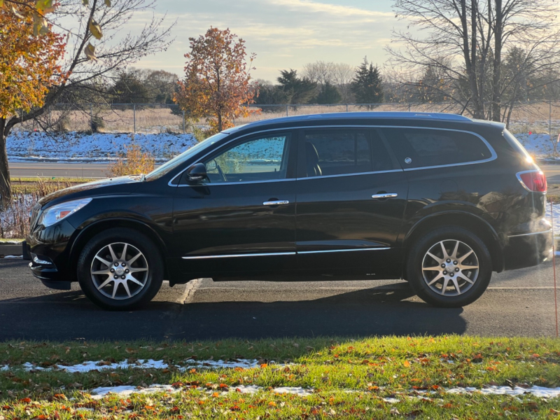Buick Enclave 2017 price $17,495