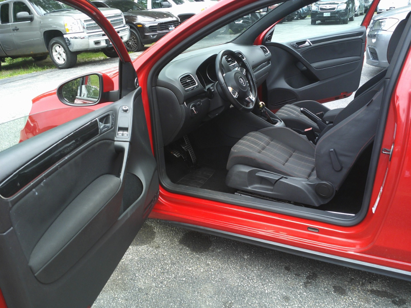 Volkswagen GTI 2010 price $8,750