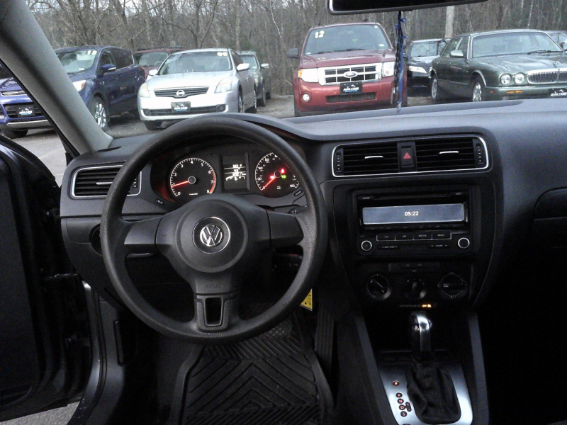 Volkswagen Jetta Sedan 2013 price $6,750