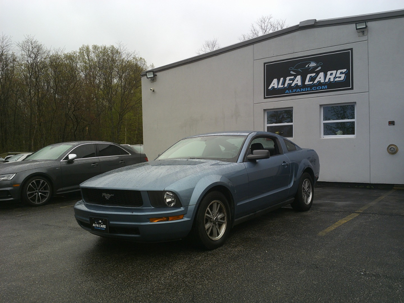 Ford Mustang 2005 price $5,250