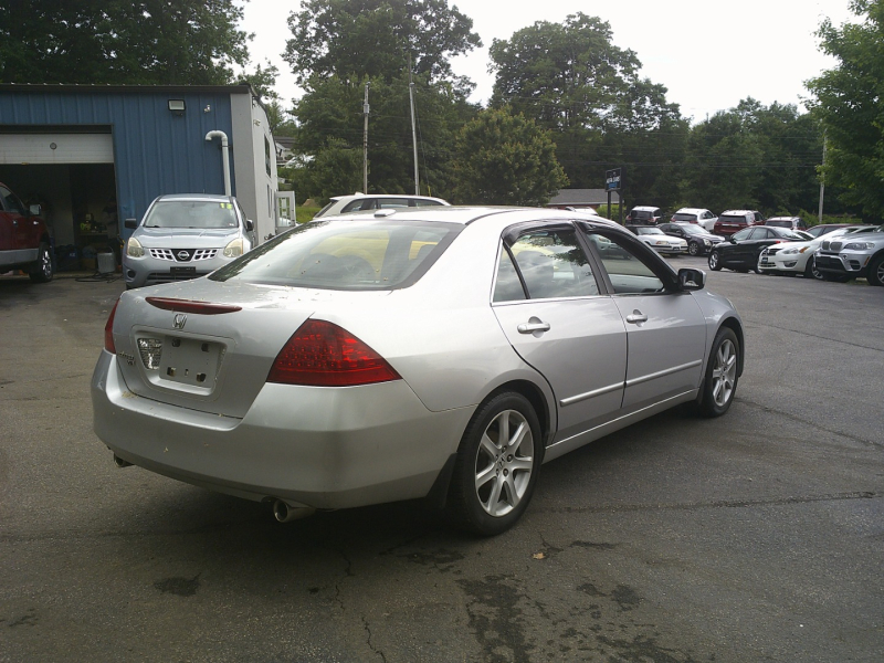 Honda Accord Sdn 2006 price $3,950