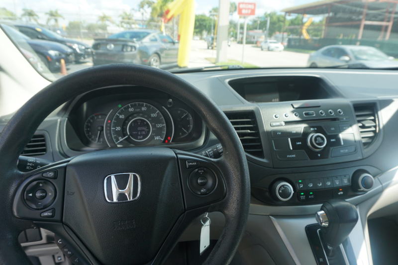 Honda CR-V 2013 price $10,900