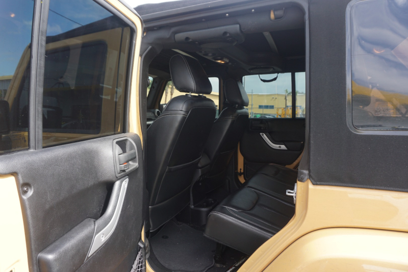 Jeep Wrangler Unlimited 2013 price $24,999