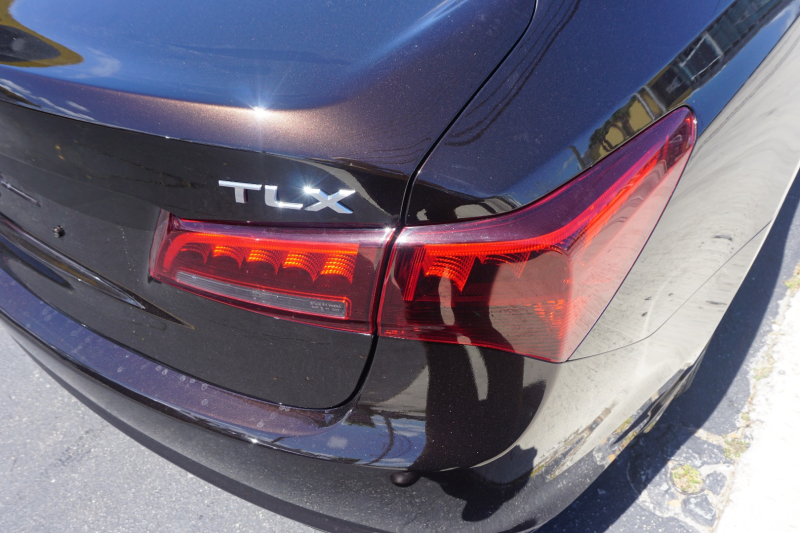 Acura TLX 2017 price $15,999