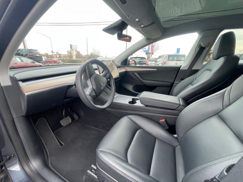 Tesla Model Y 2023 price $45,995