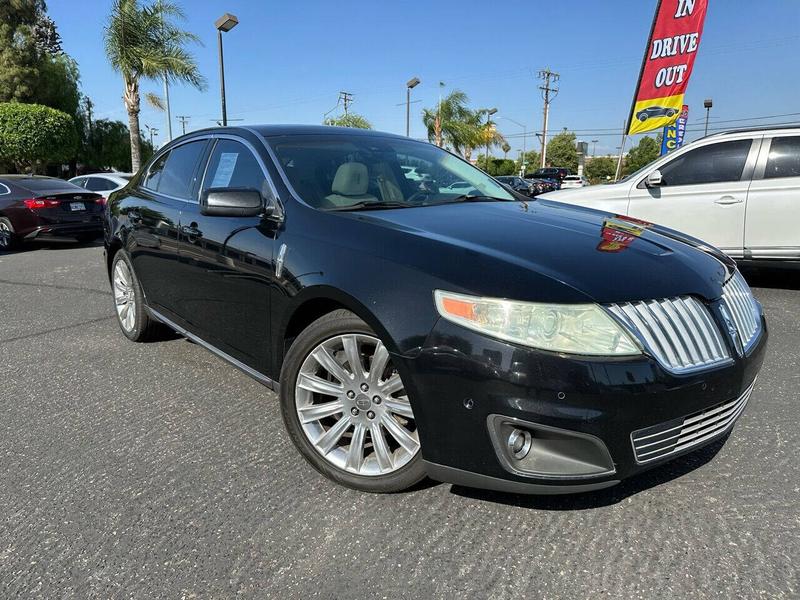 Lincoln MKS 2010 price $8,888