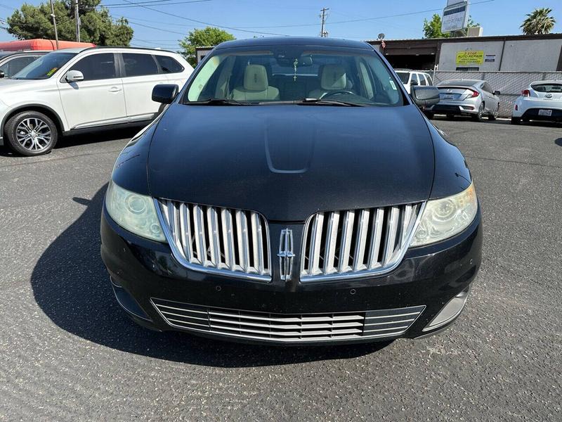 Lincoln MKS 2010 price $8,888