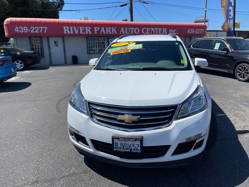 Chevrolet Traverse 2017 price $17,600