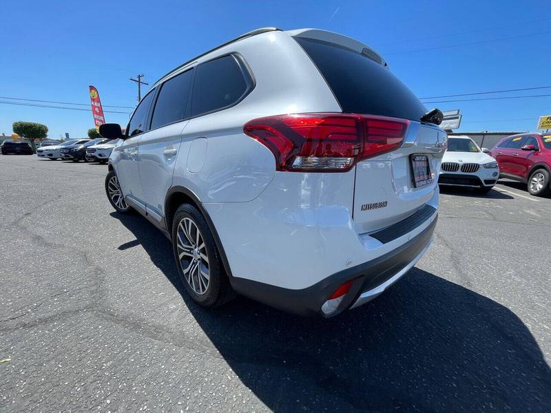 Mitsubishi Outlander 2017 price $13,888