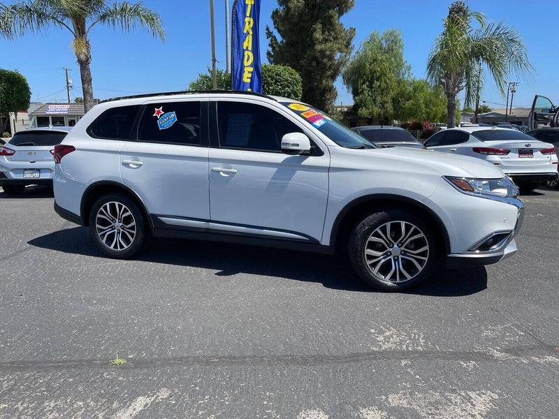 Mitsubishi Outlander 2017 price $13,888