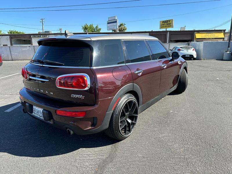 MINI Clubman 2017 price $17,985