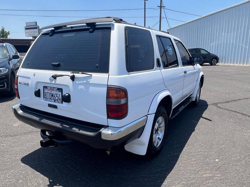 Nissan Pathfinder 1999 price $5,777