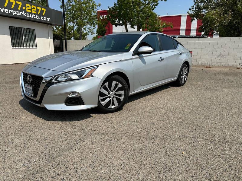 Nissan Altima 2020 price $15,888