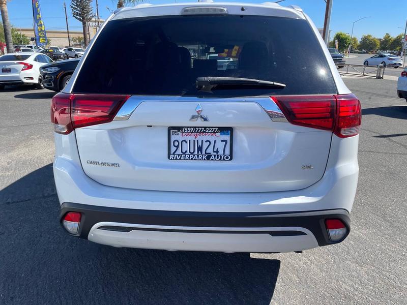 Mitsubishi Outlander 2020 price $15,888