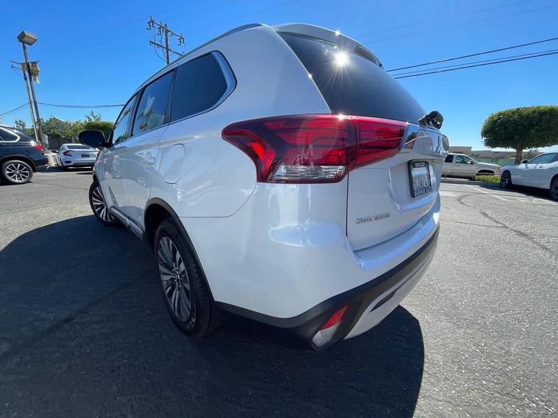 Mitsubishi Outlander 2020 price $15,888