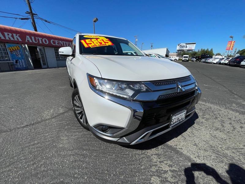 Mitsubishi Outlander 2020 price $15,888