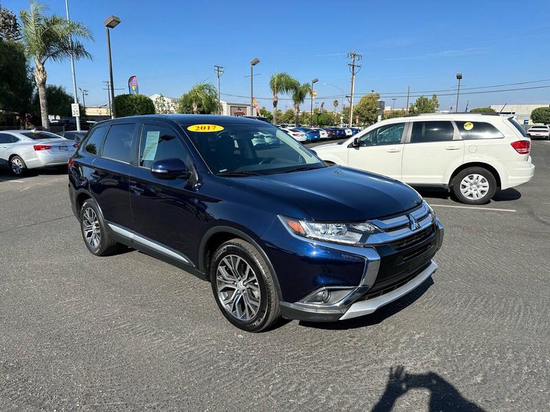 Mitsubishi Outlander 2017 price $13,777