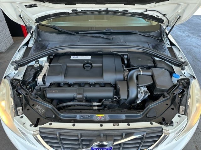 Volvo XC60 2012 price $9,400