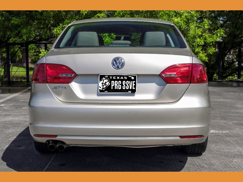 Volkswagen Jetta Sedan 2014 price 