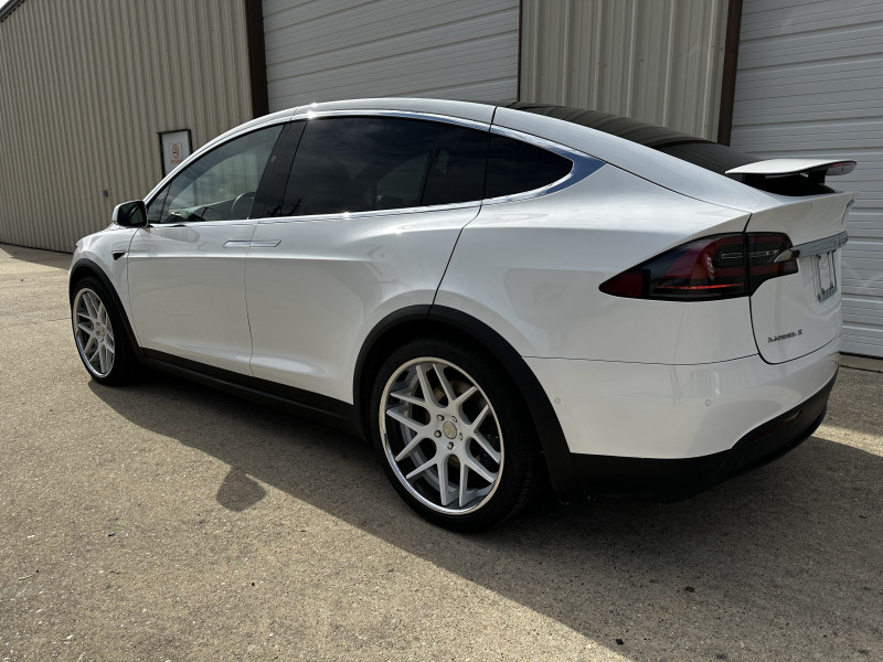 Tesla Model X 2017 price $39,870