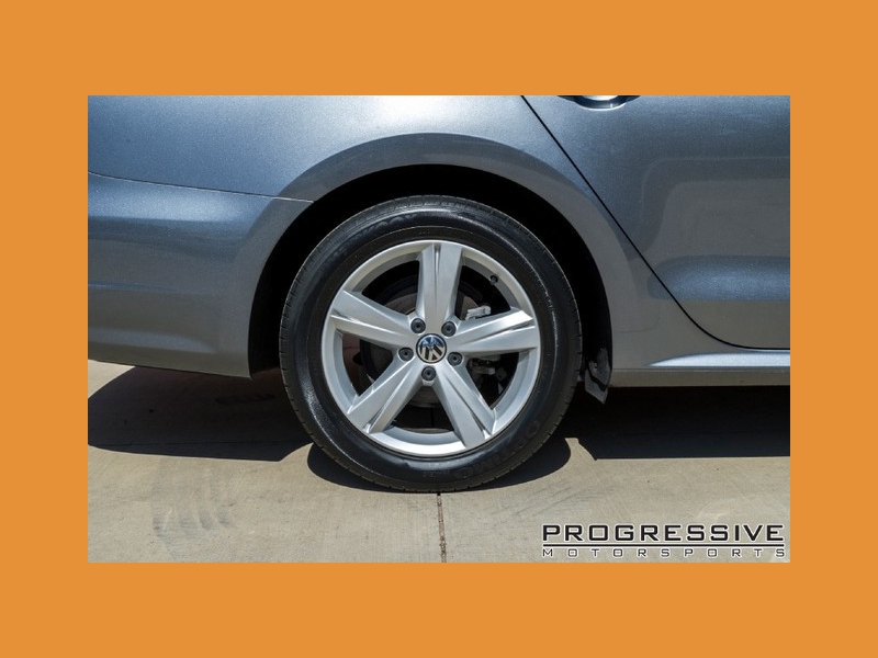 Volkswagen Passat 2013 price $14,850