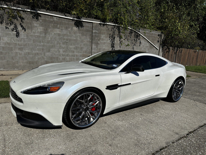 Aston Martin Vanquish 2014 price $119,850