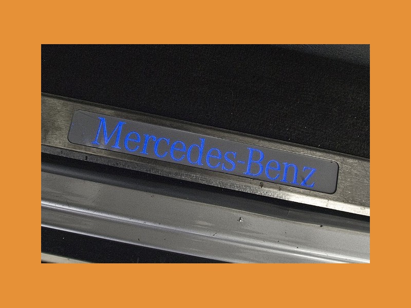 Mercedes-Benz G-Class 2002 price $38,850