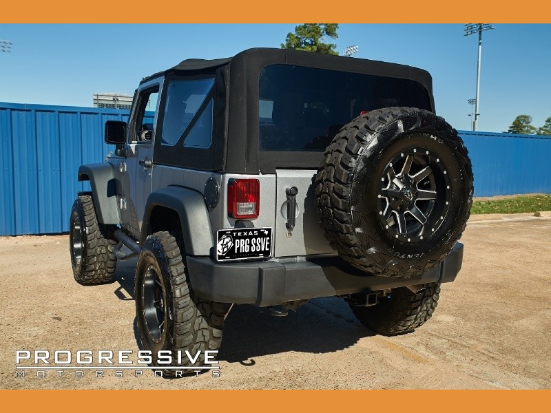 Jeep Wrangler 2014 price $27,880