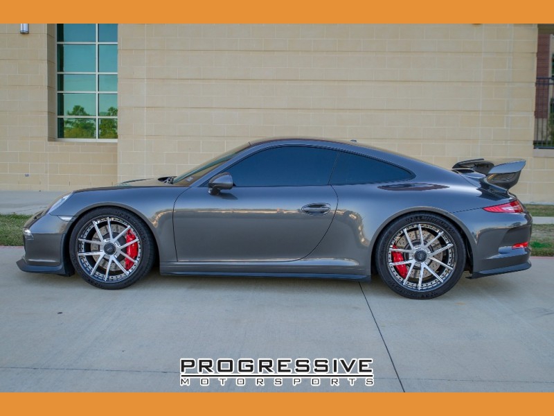 Porsche 911 2015 price $131,900