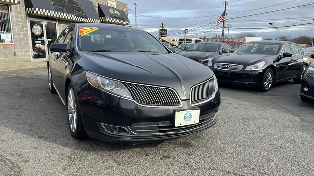 Lincoln MKS 2013 price $8,950