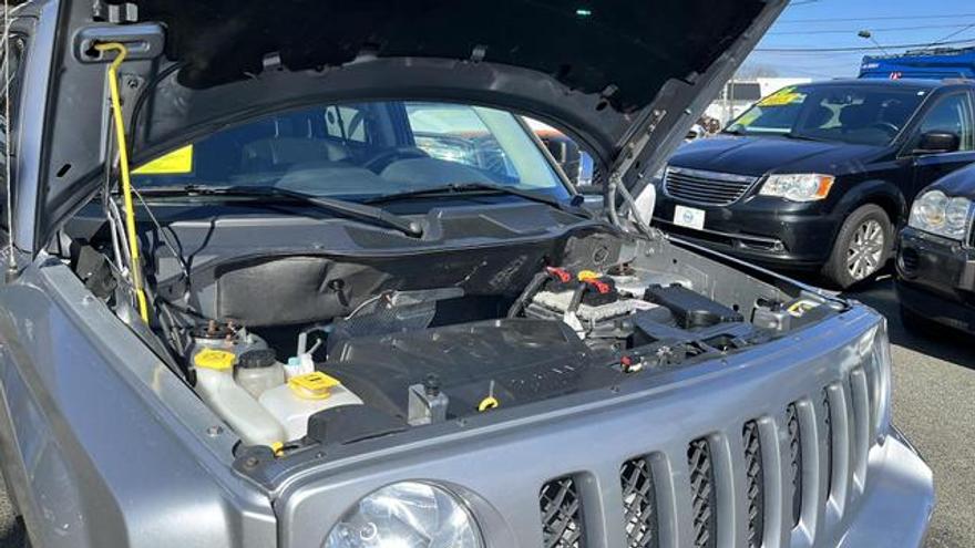 Jeep Patriot 2015 price $10,950