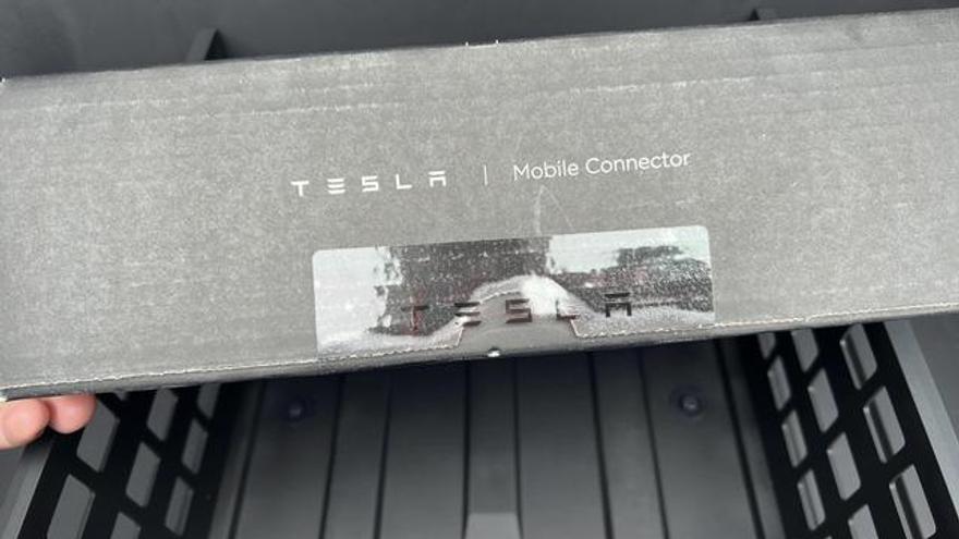 Tesla Cybertruck 2024 price $199,900