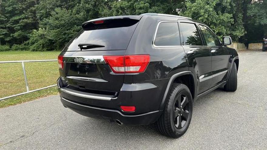 Jeep Grand Cherokee 2011 price $9,950