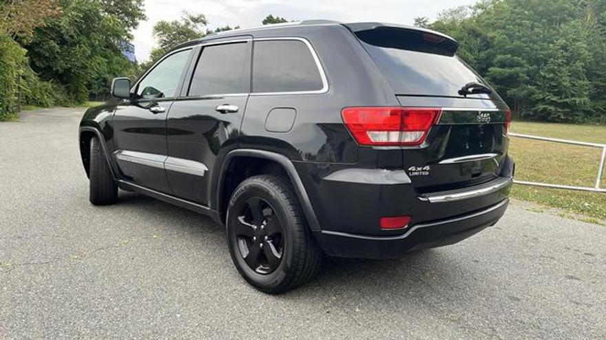 Jeep Grand Cherokee 2011 price $9,950