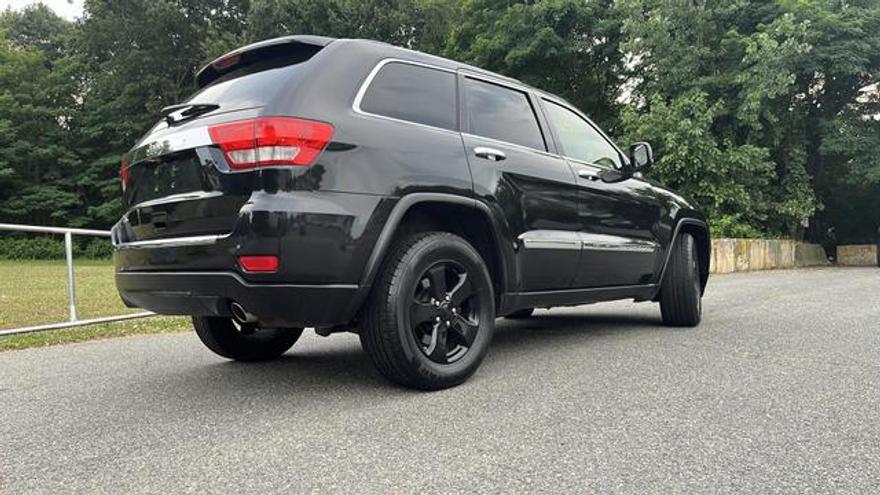 Jeep Grand Cherokee 2011 price $9,950