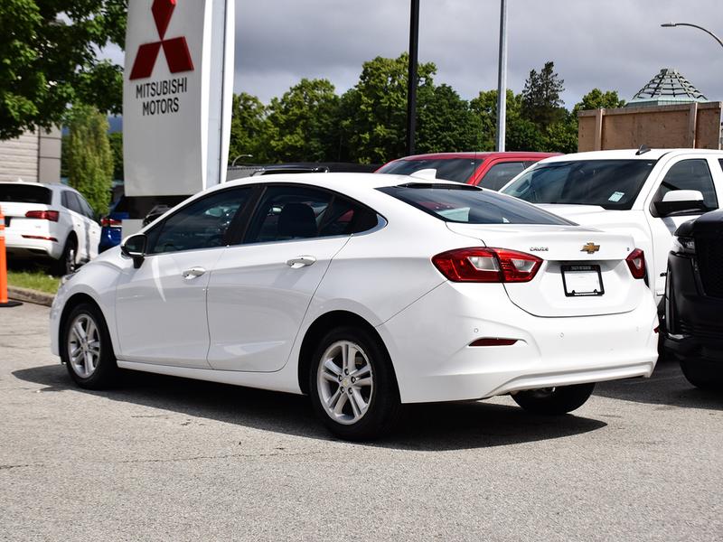 Chevrolet Cruze 2018 price $22,888