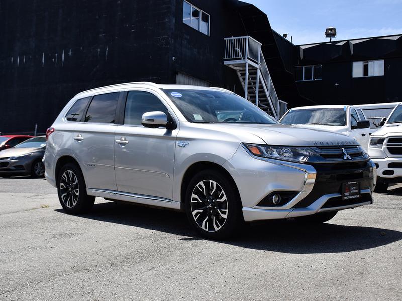 Mitsubishi Outlander PHEV 2018 price $29,888