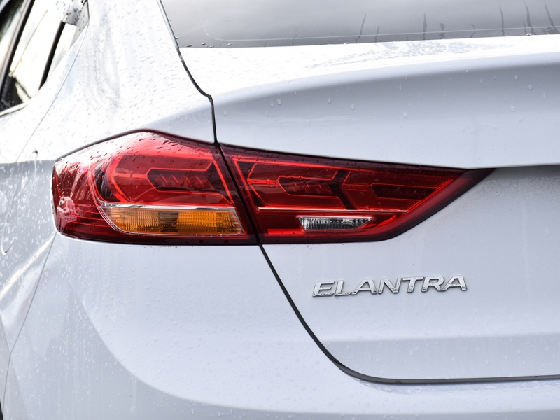 Hyundai Elantra 2018 price $20,995