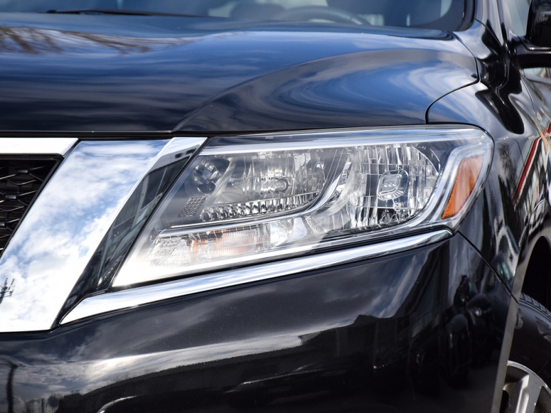 Nissan Pathfinder 2015 price $17,995
