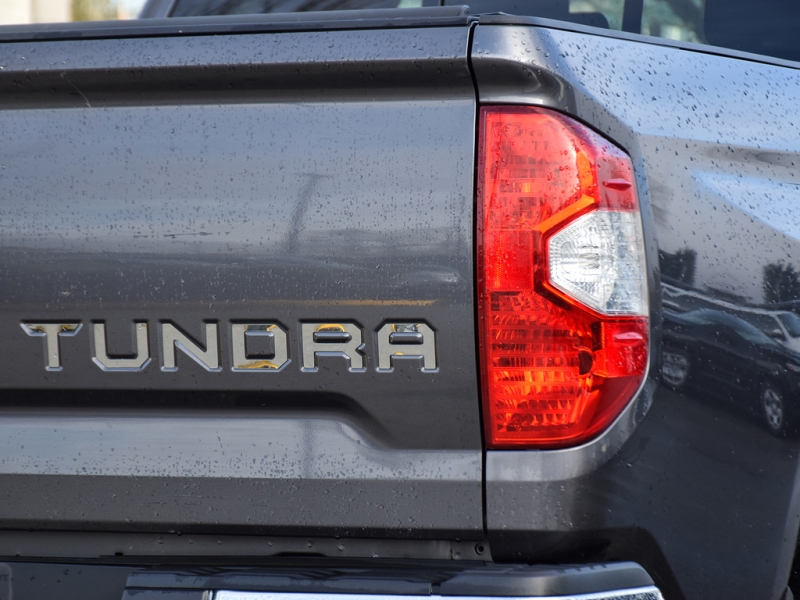 Toyota Tundra 2018 price $38,995